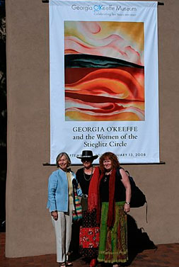 In front of the Georgia O’Keeffe Museum