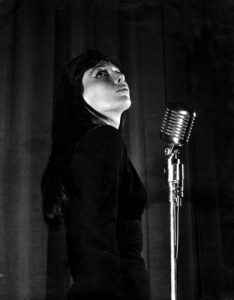 Black and white image of Juliette Gréco in 1961